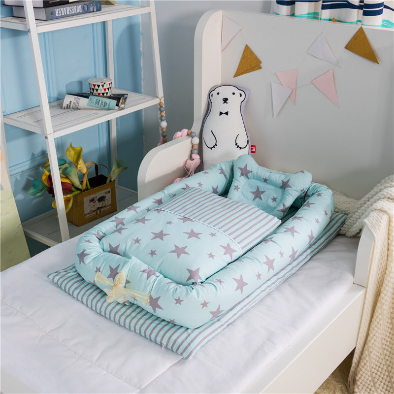 Newborn bed nest – foldable and soft travel mattress for crib or sofa