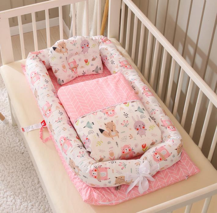 Newborn bed nest – foldable and soft travel mattress for crib or sofa