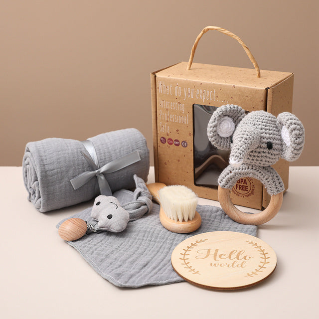 Newborn memory set – baby bath kit, soft wrap & photo milestone items