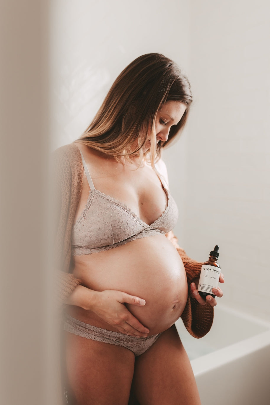 Blooming Belly Oil — Hydration & Comfort for Growing Bellies