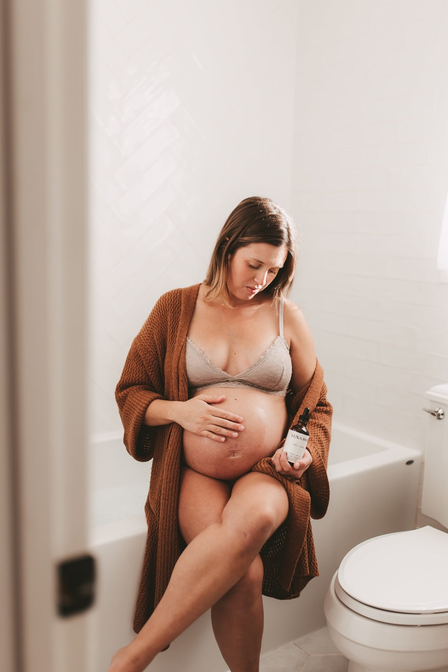 Blooming Belly Oil — Hydration & Comfort for Growing Bellies